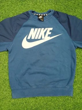 Nike Sweatshirts - 11 pcs