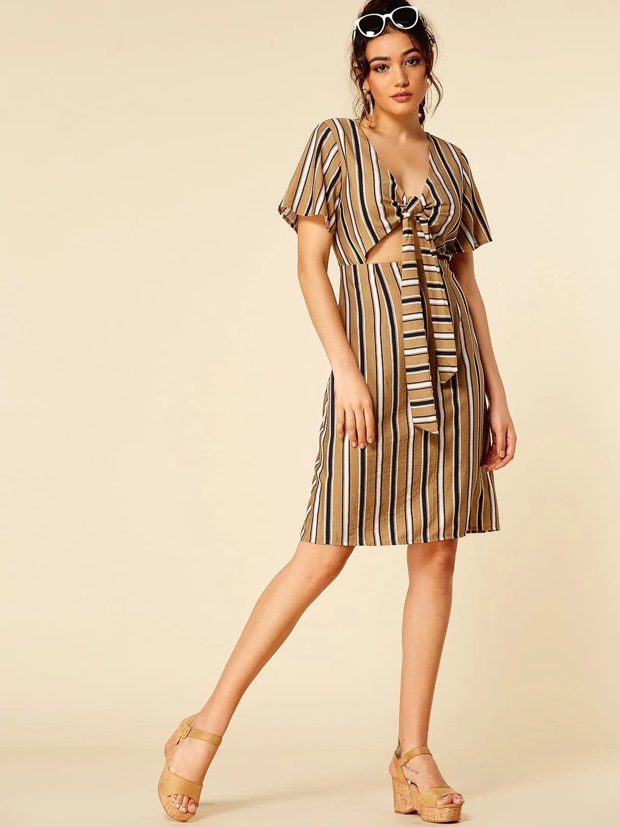 Wholesale Camel V-Neck Short Sleeve Stripe Cut Out Self-Tie Midi Dresses