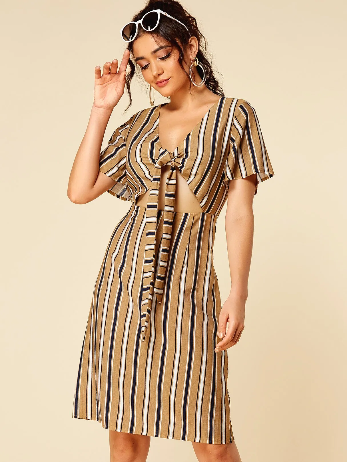 Wholesale Camel V-Neck Short Sleeve Stripe Cut Out Self-Tie Midi Dresses