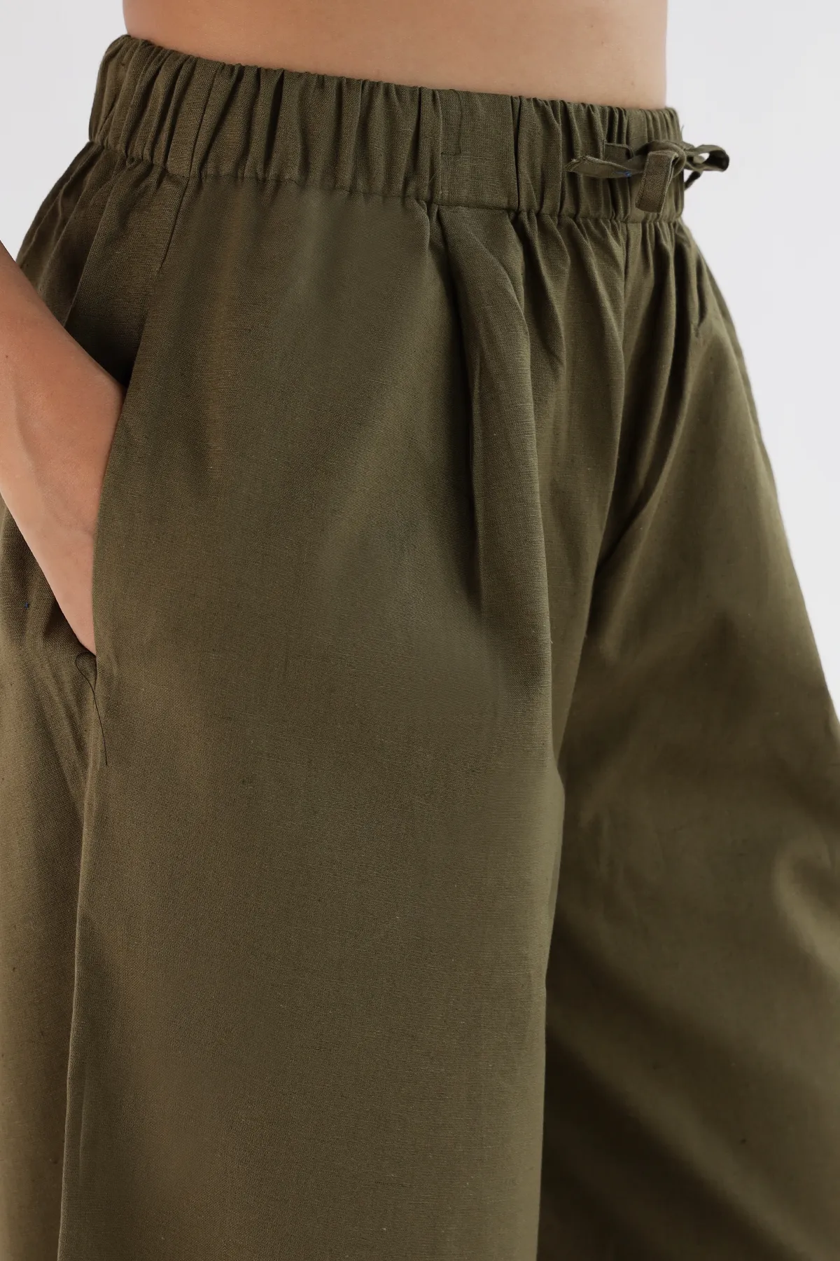 Wide-Leg Pants : Olive